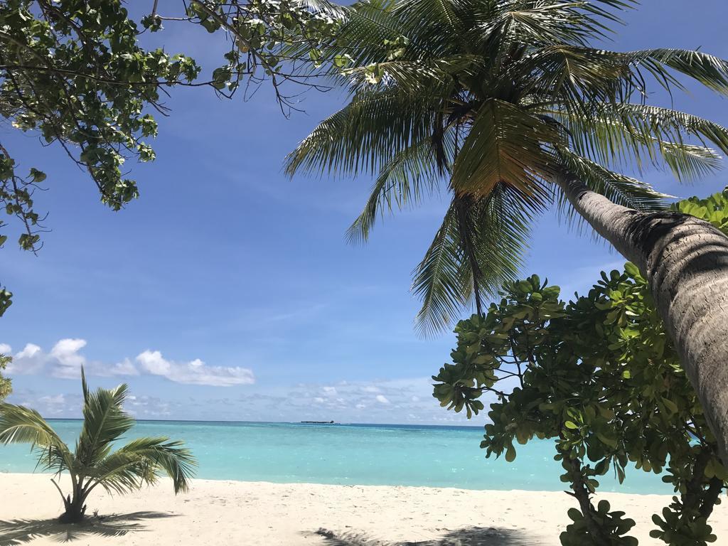 Kahanbu Ocean View Thulusdhoo Exterior photo
